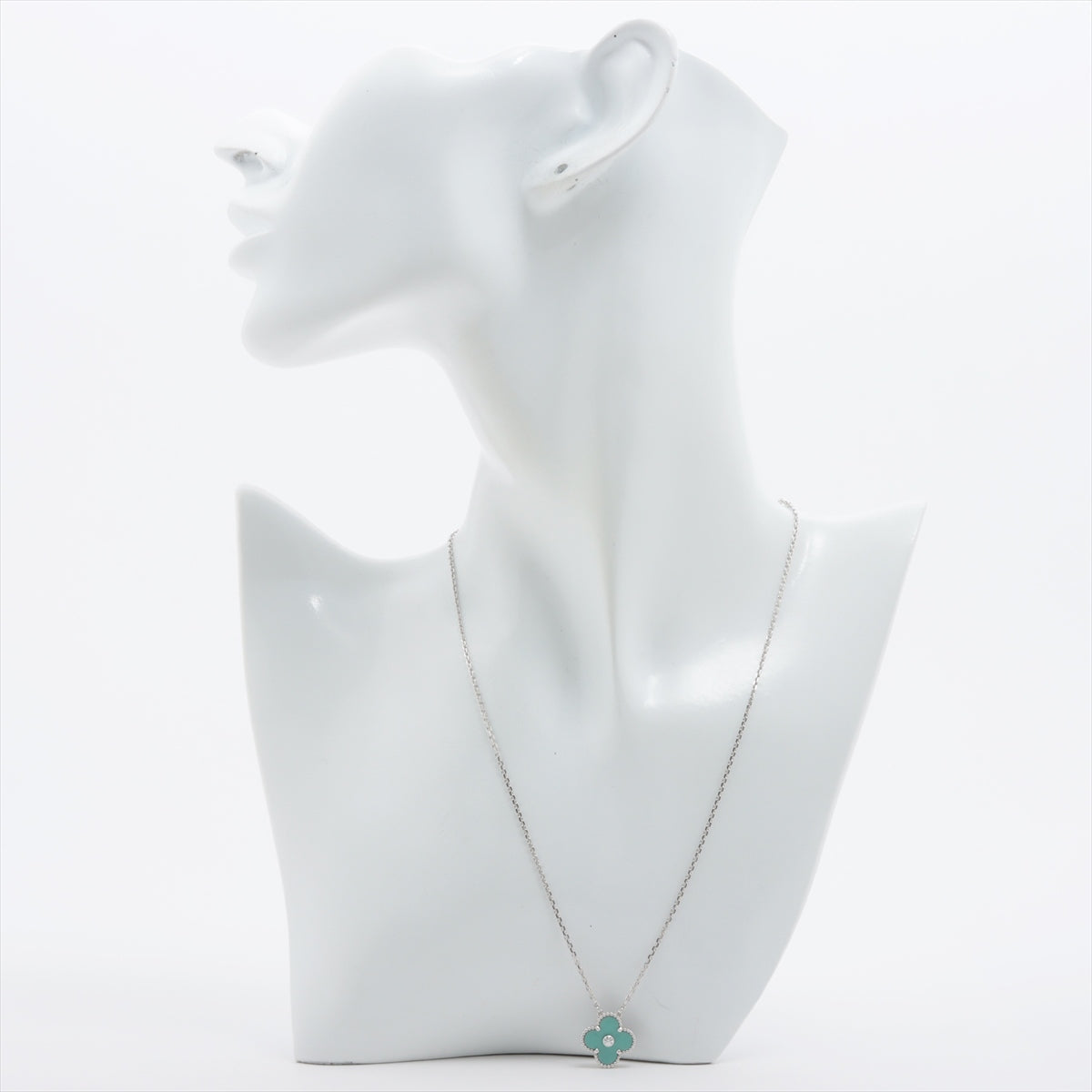 Van Cleef &amp; Arpels Vintage Alhambra  Diamond Necklace 750 (WG) 7.1g Seladongreen 2022 Holid  Limited