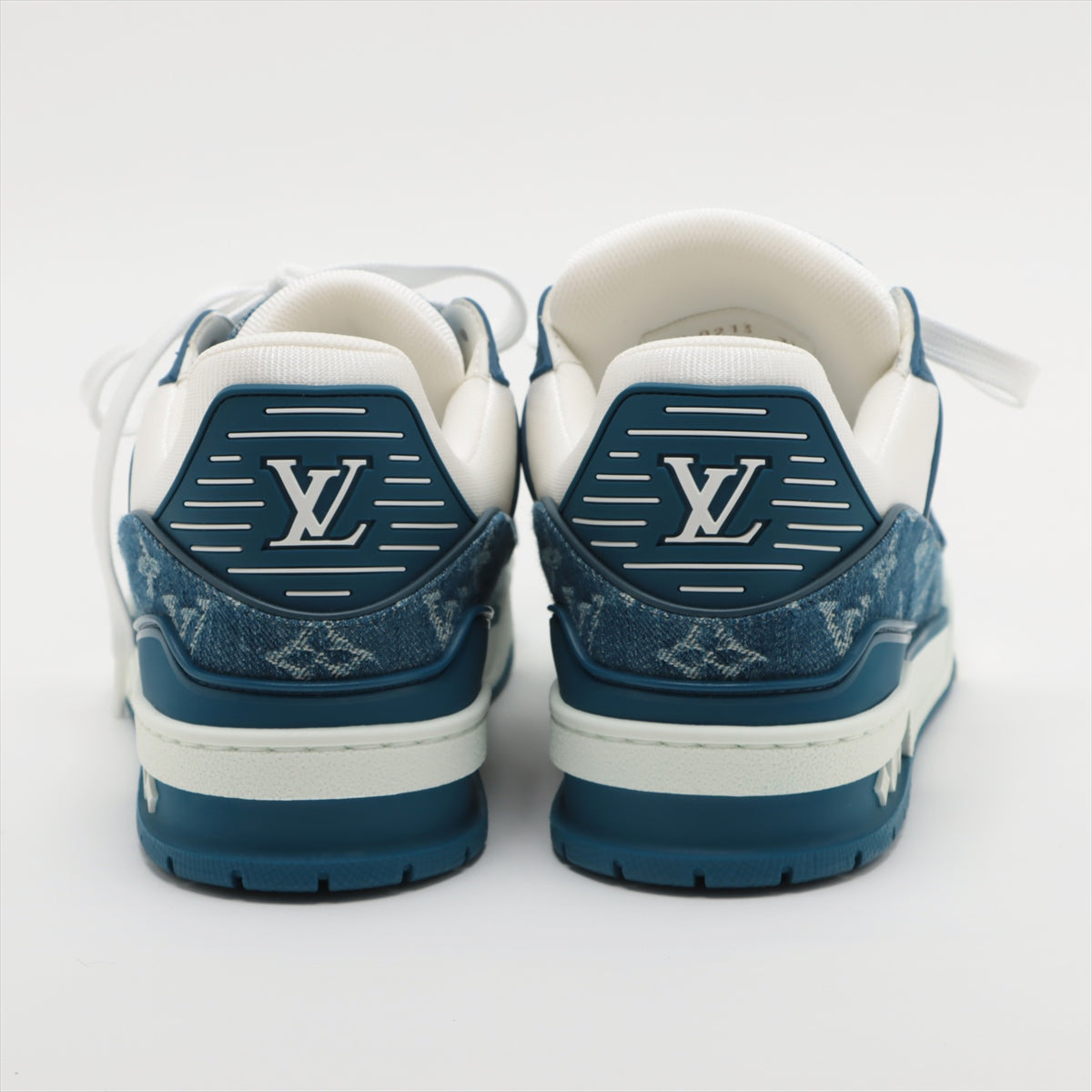 Louis Vuitton LV Trainer Line 23 Years Denim x Leather Sneaker 7 1/2 Men  Blue x White BM0213 Monogram Denim X