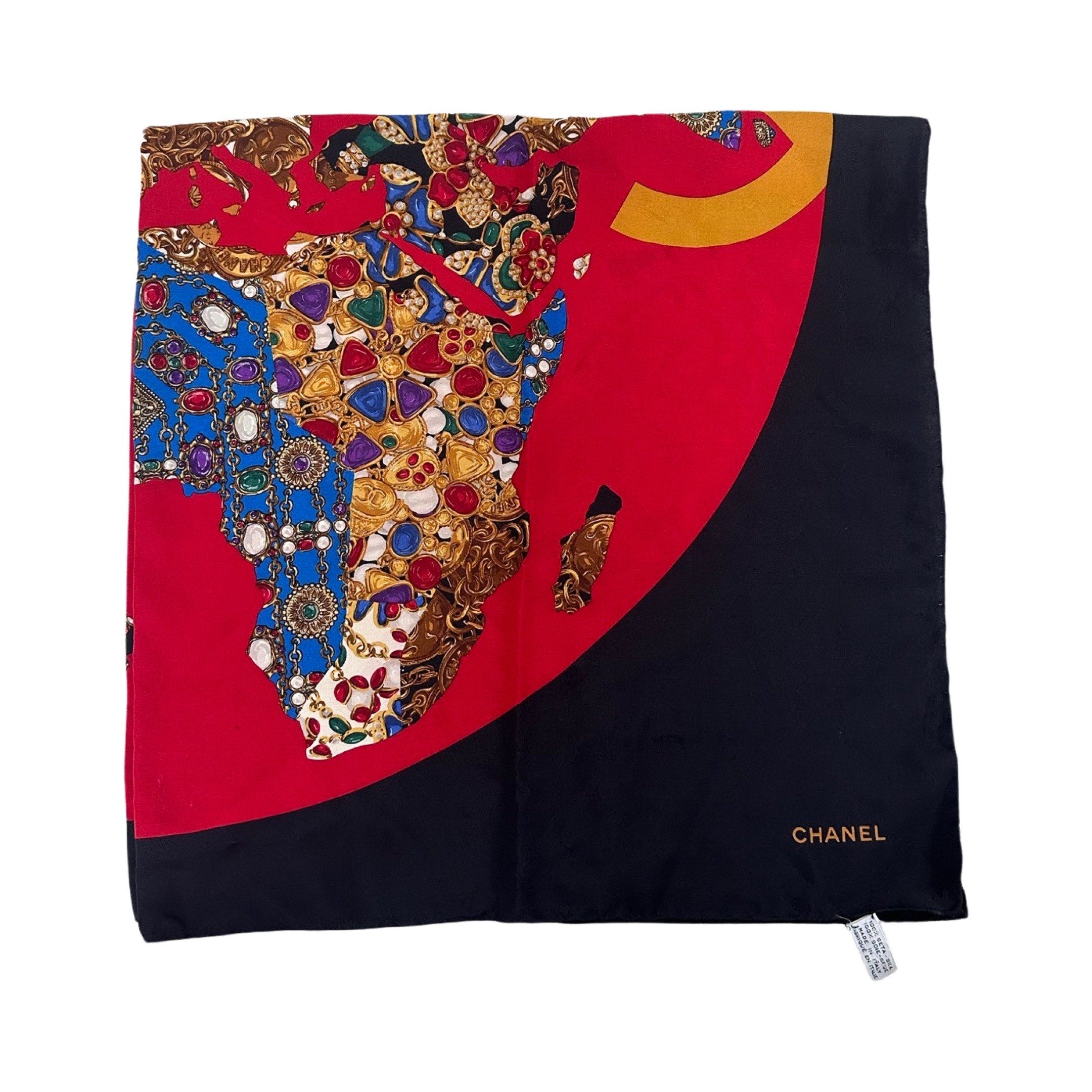 Chanel 100% Silk Twill Jewelled Map of the World Scarf – Timeless Vintage  Company