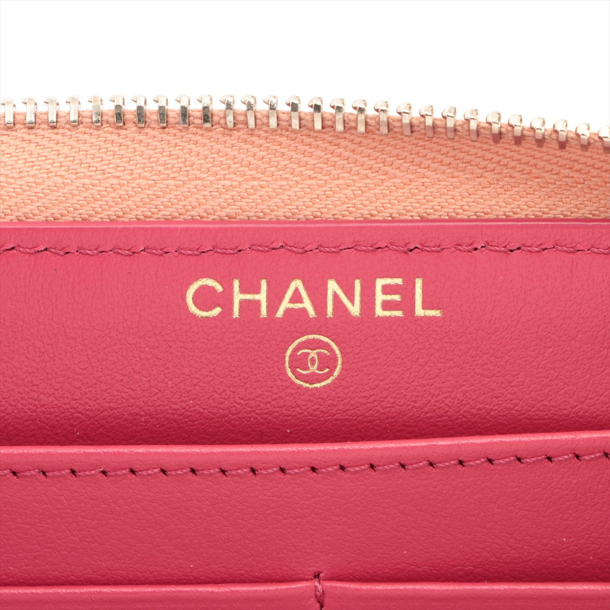 Chanel Matrasse Caviar S Round  Wallet Pink Random