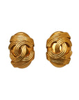 Chanel Cocomark Waterdresser Earring Gold   Chanel