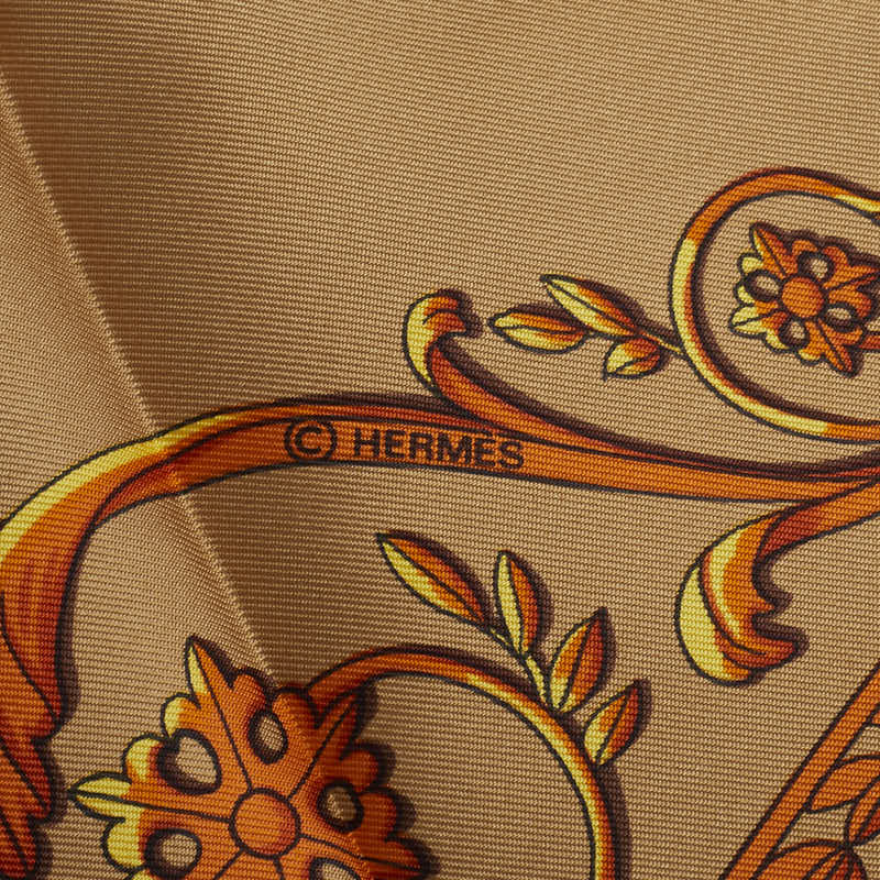 Hermes Carré 90 LA PROMENADE DE LONGCHAMP Road to the Lonchamps Scarf Brown White Multicolor Silk  Hermes