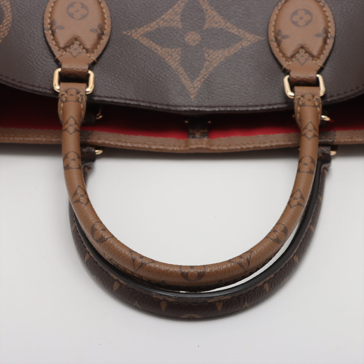 Louis Vuitton Giant Monogram Reversee On The Gor GM M45320