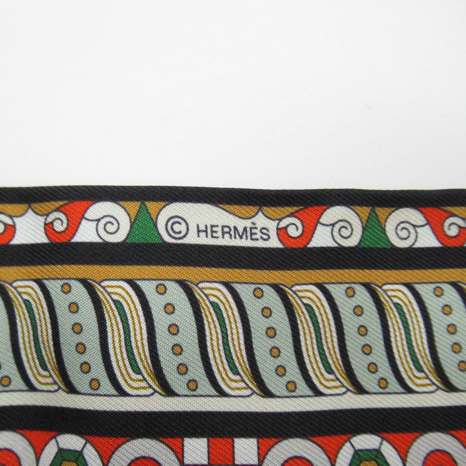 Hermes Hermes s Hareness Roses Window SCalf Scarf Clothes Silk  Green Clothes