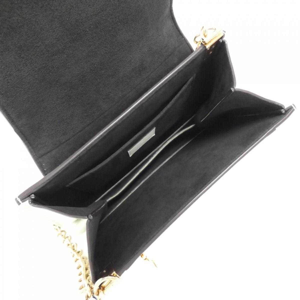 Louis Vuitton Taiga Trapez M53813 Shoulder Bag
