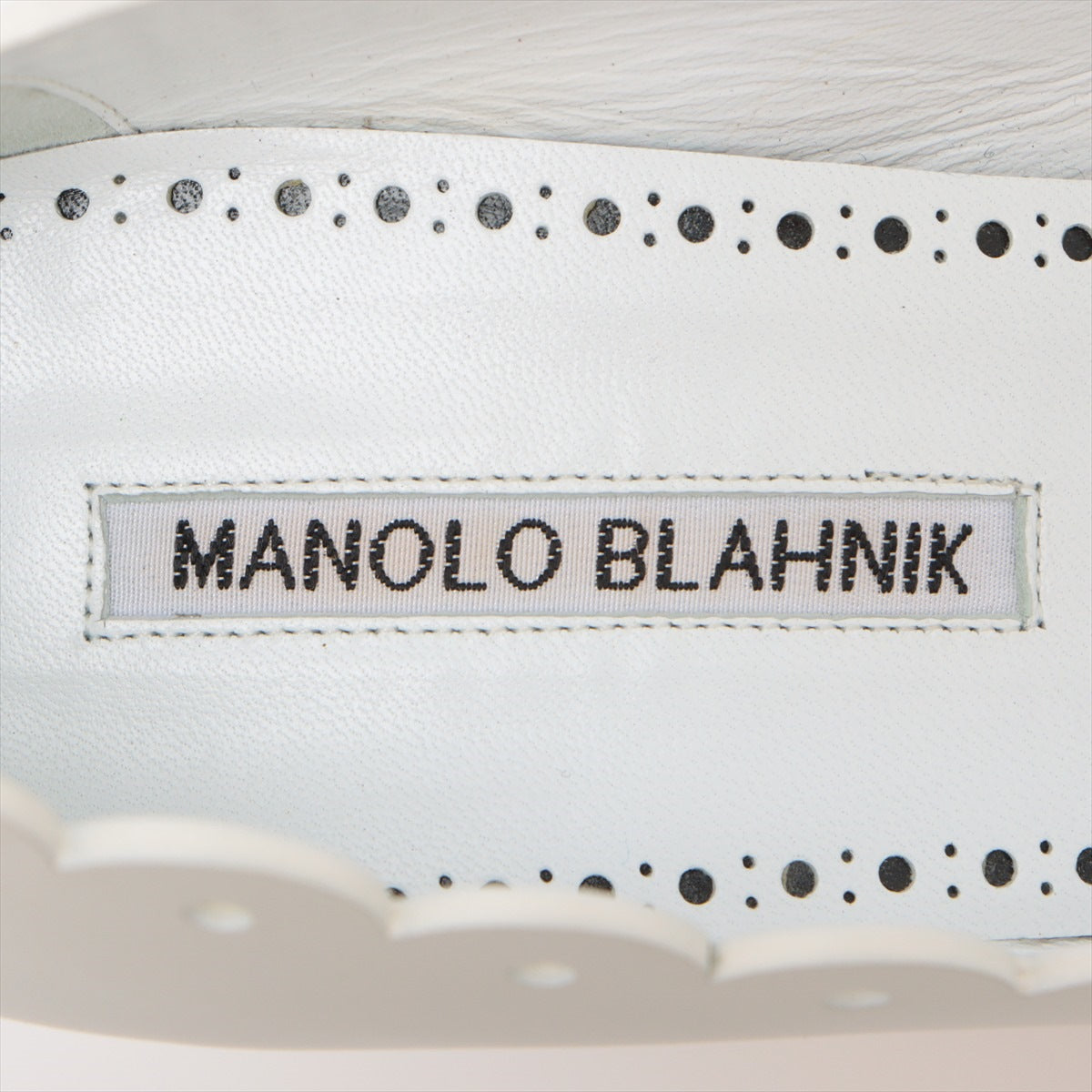 Manolobranic Leather Pump 36 1/2  White Scalp