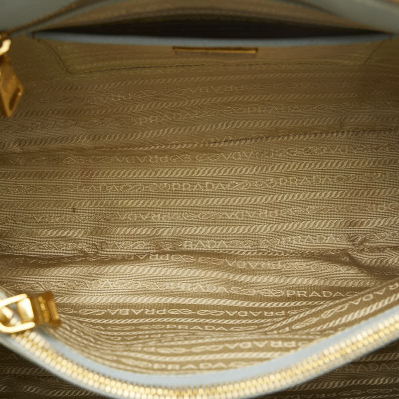 Prada bag clearance lining