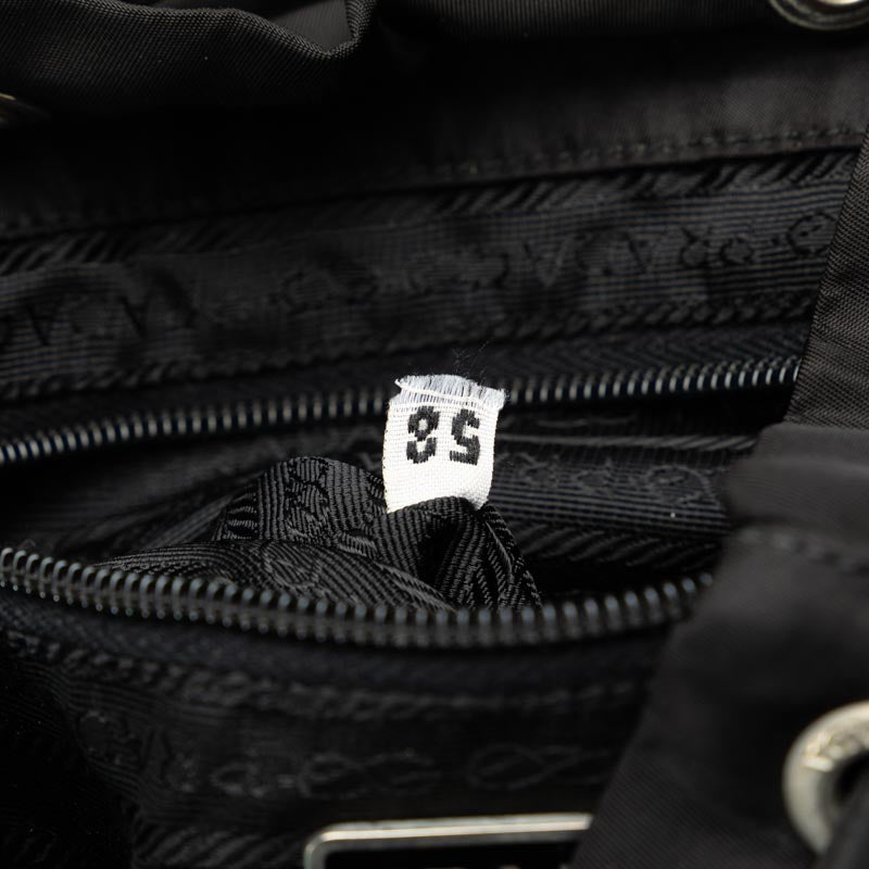 Sac à dos Prada Logo triangulaire B4650 Nylon noir