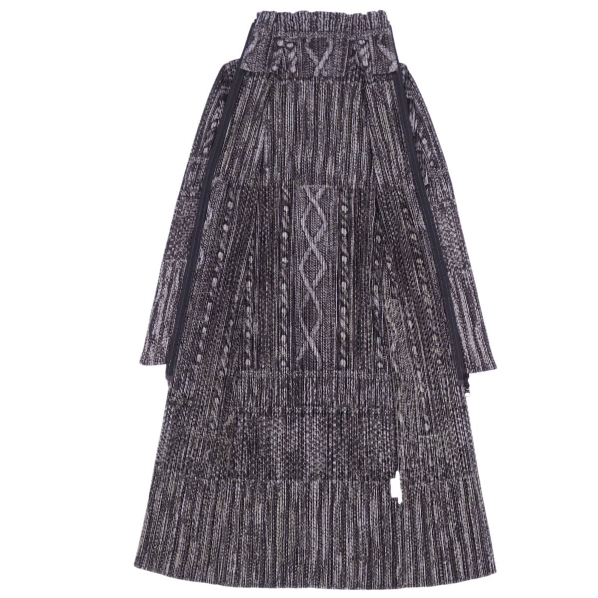 Issey Miyake Pleated  PLEATS PLEATS PLEATS PLEATS PLEATS PLEATS PLEATS PLEATS     PLEASE