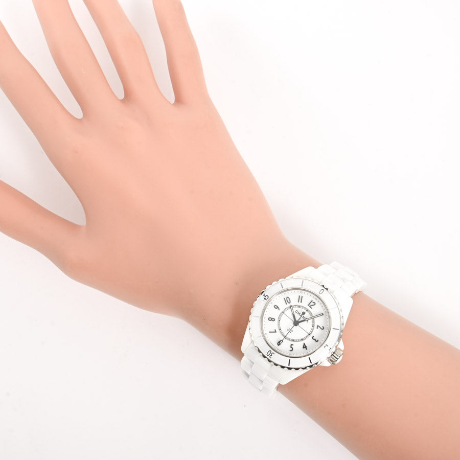 Chanel J12 33mm Watch H5698 White