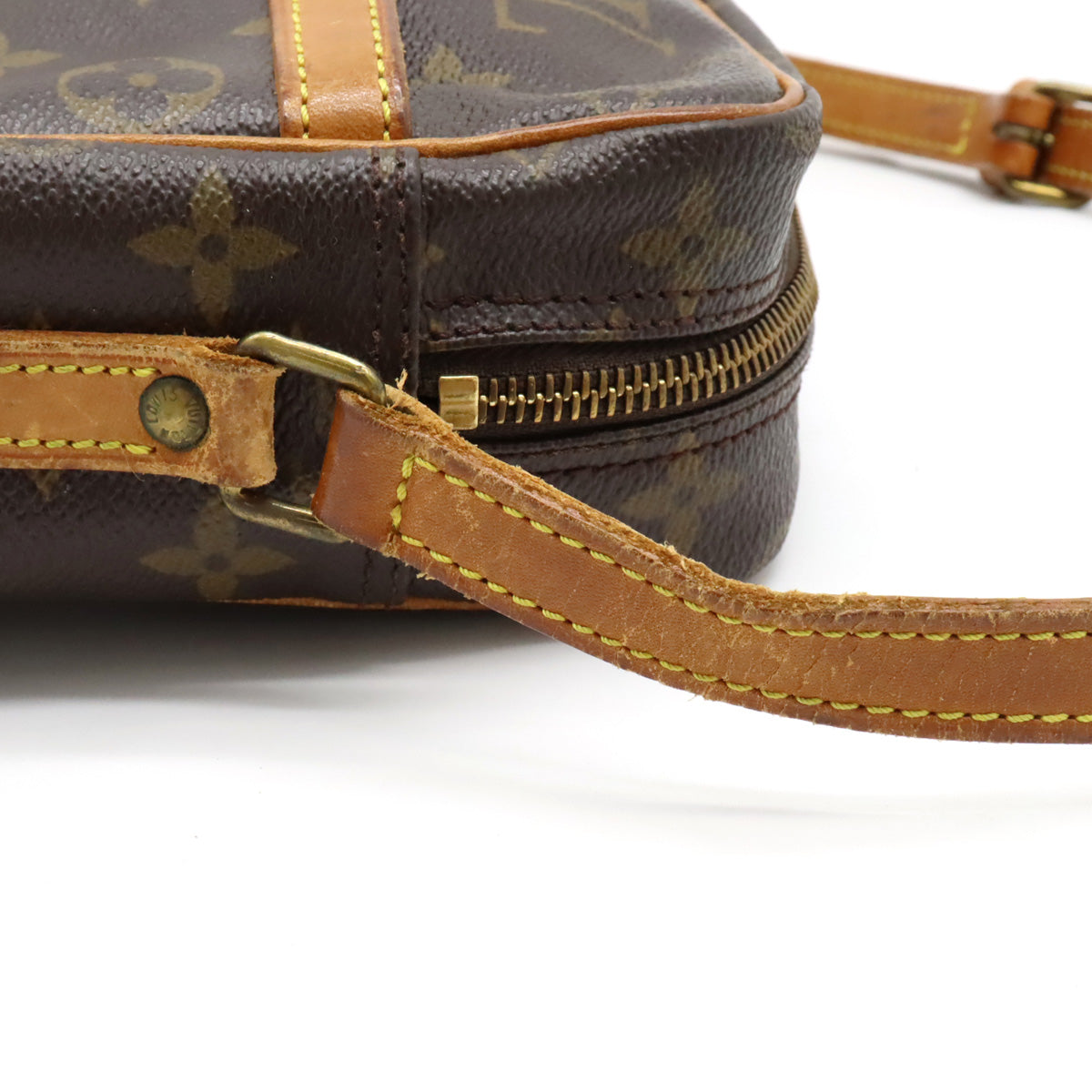 Louis Vuitton Crossbody  Louis vuitton handbags crossbody, Louis vuitton  crossbody, Vintage louis vuitton handbags