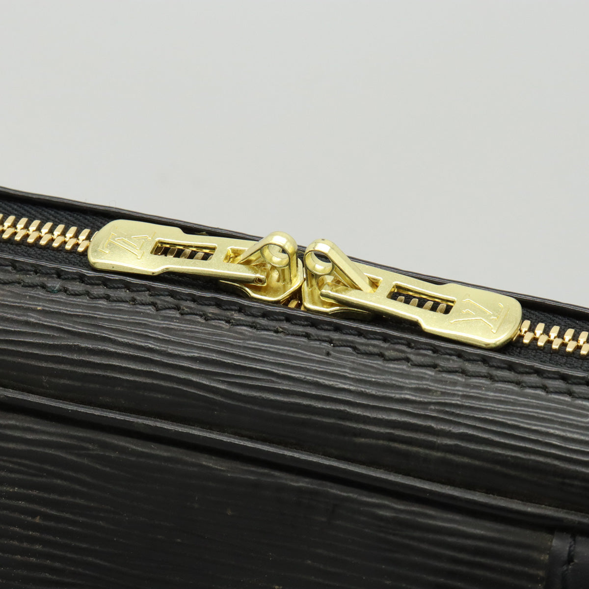 Louis Vuitton Epi Porte Document Voyage Business Bag M59092
