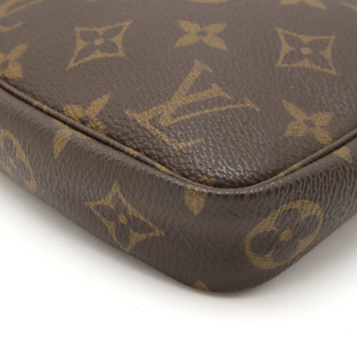 Louis Vuitton Monogram Pochette Accessory Pouch Handbag