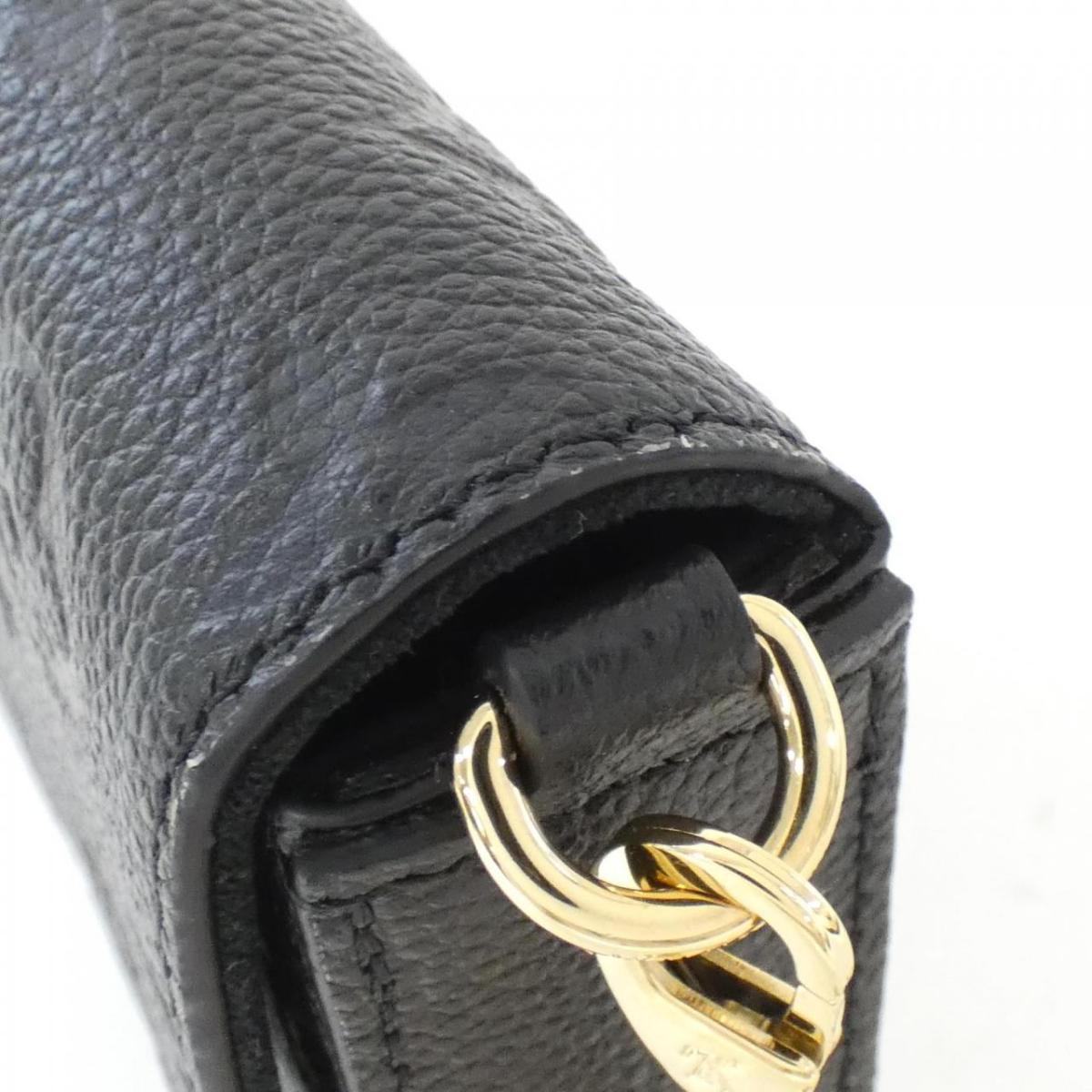 Louis Vuitton Monogram Pochette Felice M82477 Shoulder Bag