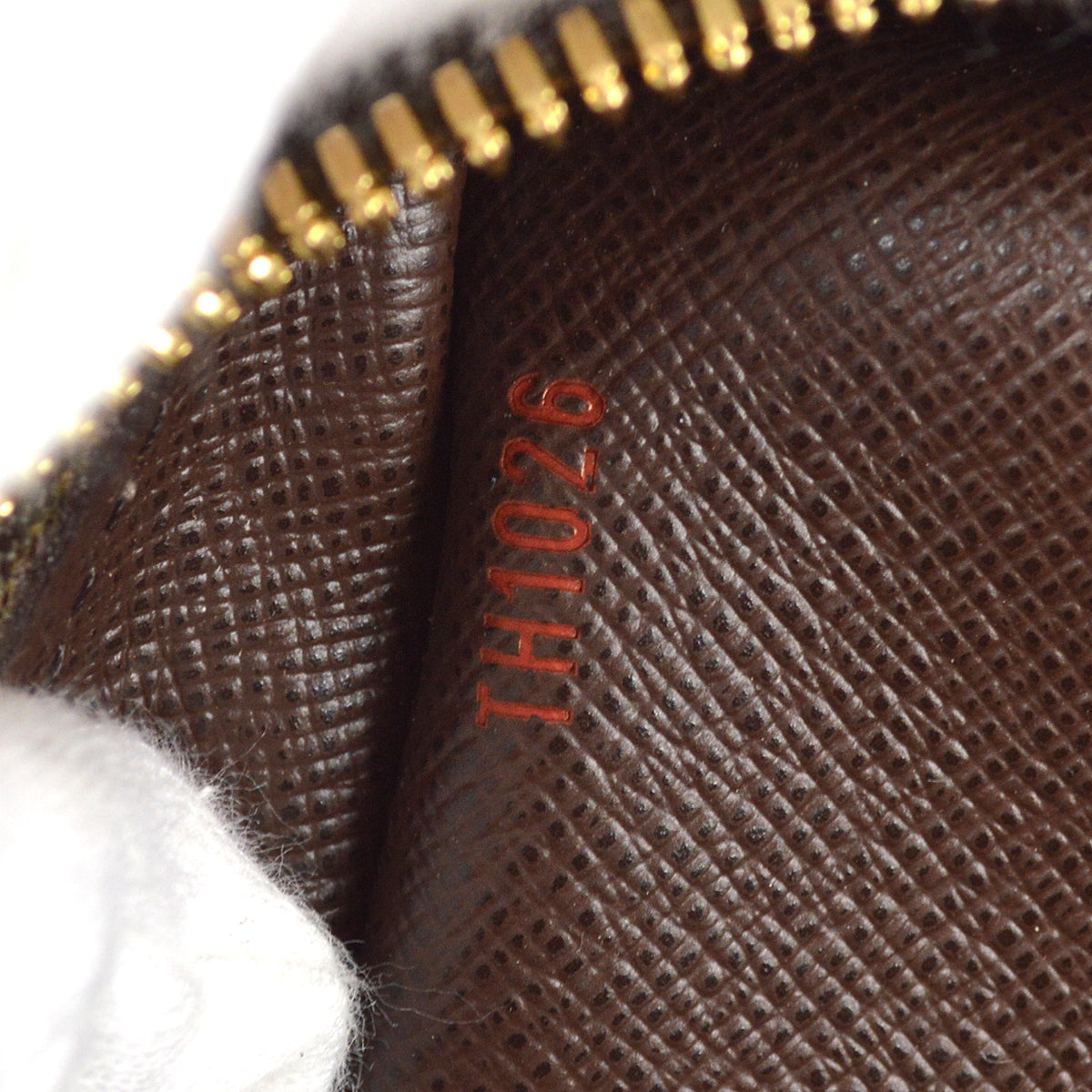 Louis Vuitton 2006 Damier Porte Documents Voyage Handbag N41124