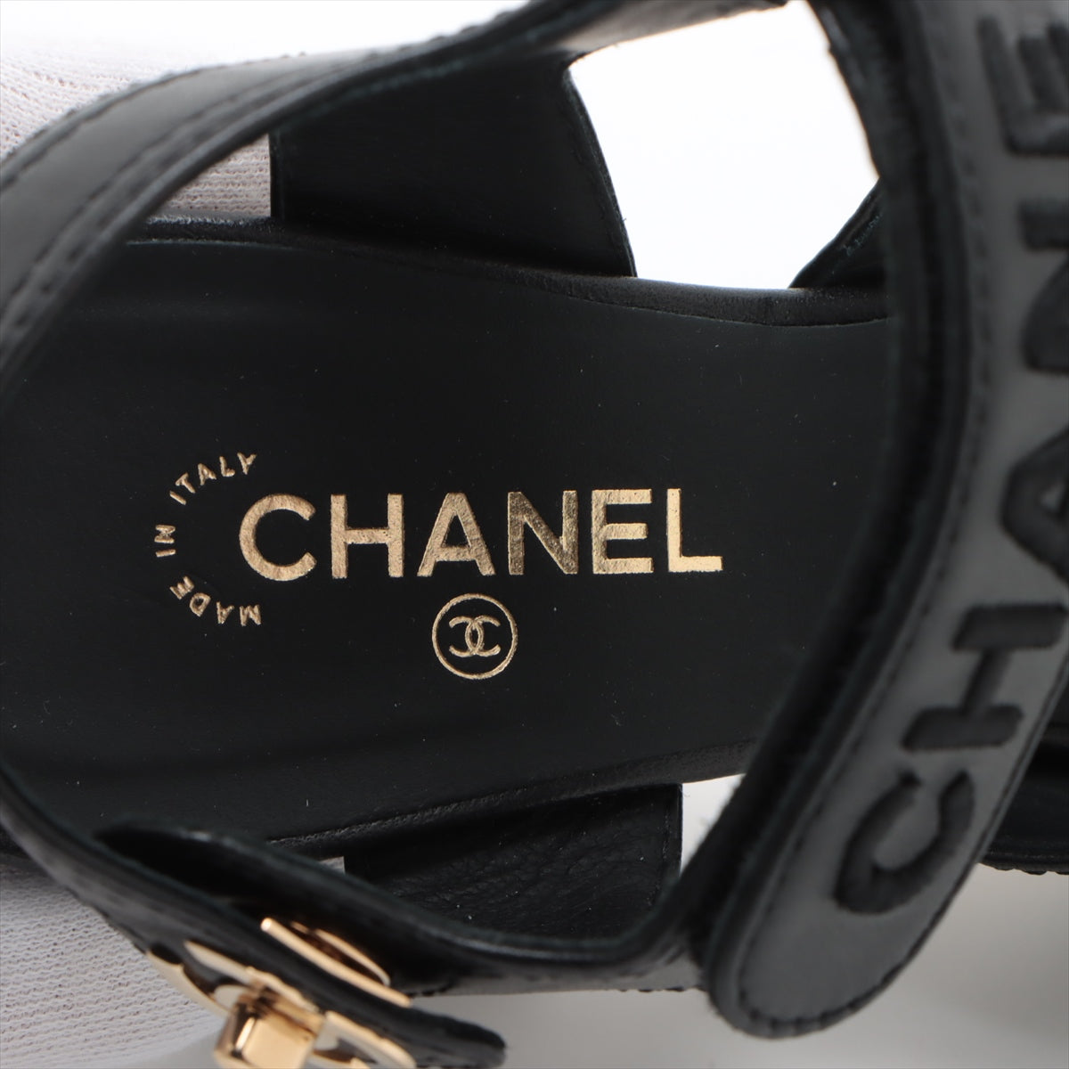 Chanel Coco 22SS Leather Sandal 35.5C  Black G37387 Turn-Lock