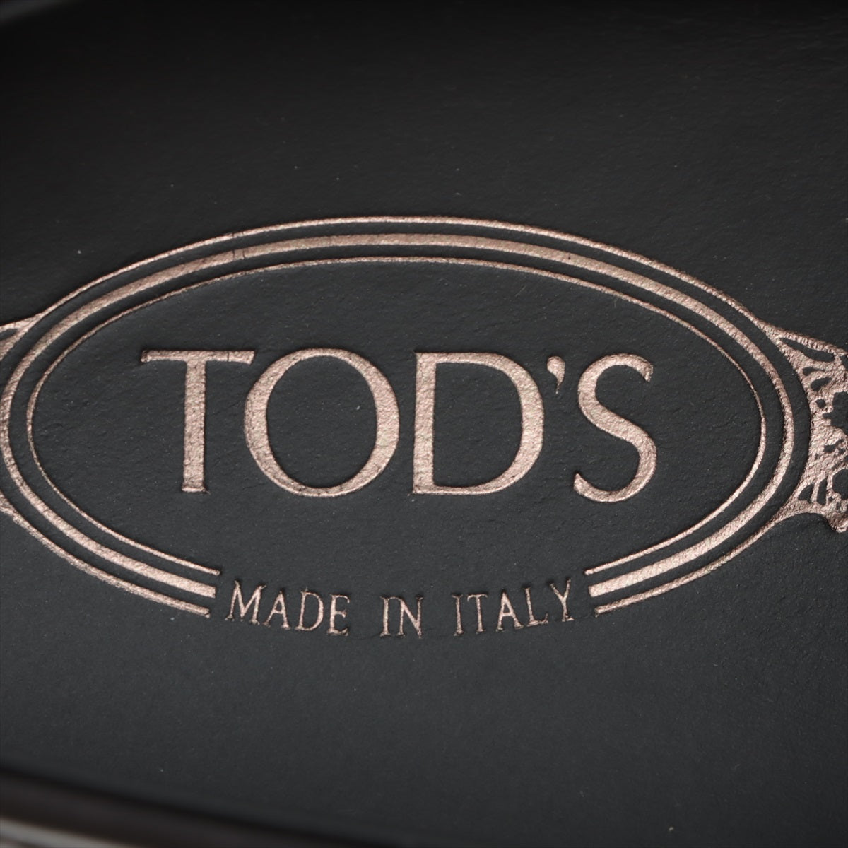 Todds 9  Black T Timeless