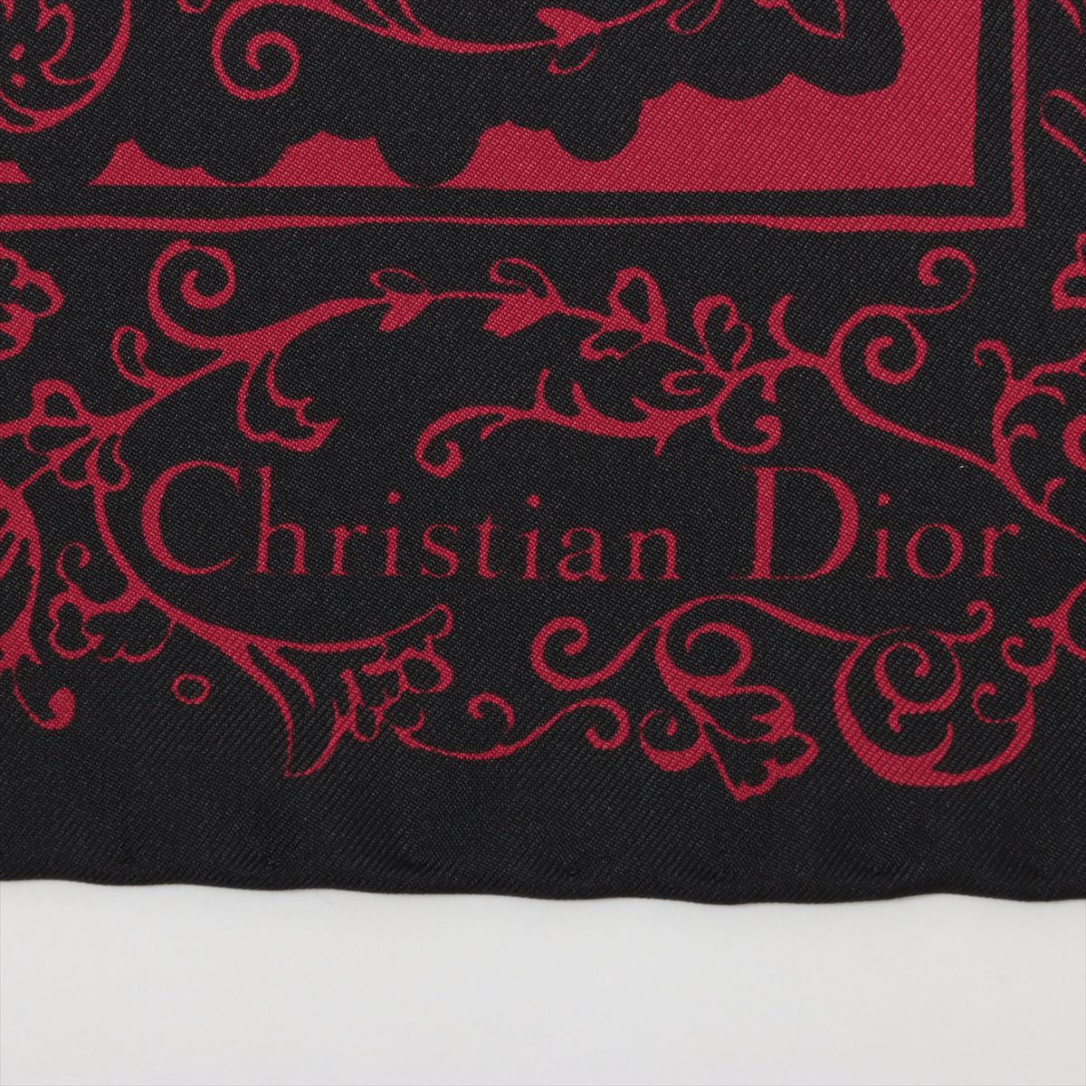 Dior  Silk Red  Black