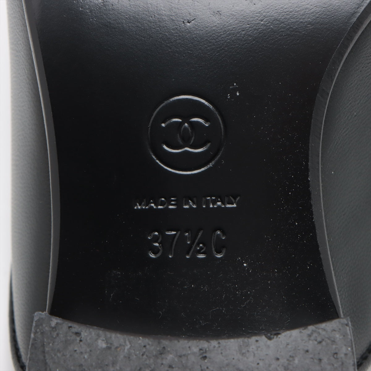 Chanel Coco 20B Leather Mould 37.5C  Black G36510 Matrasse Box