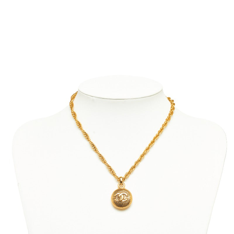 Chanel Chain Necklace Round CC Pendant – Timeless Vintage Company