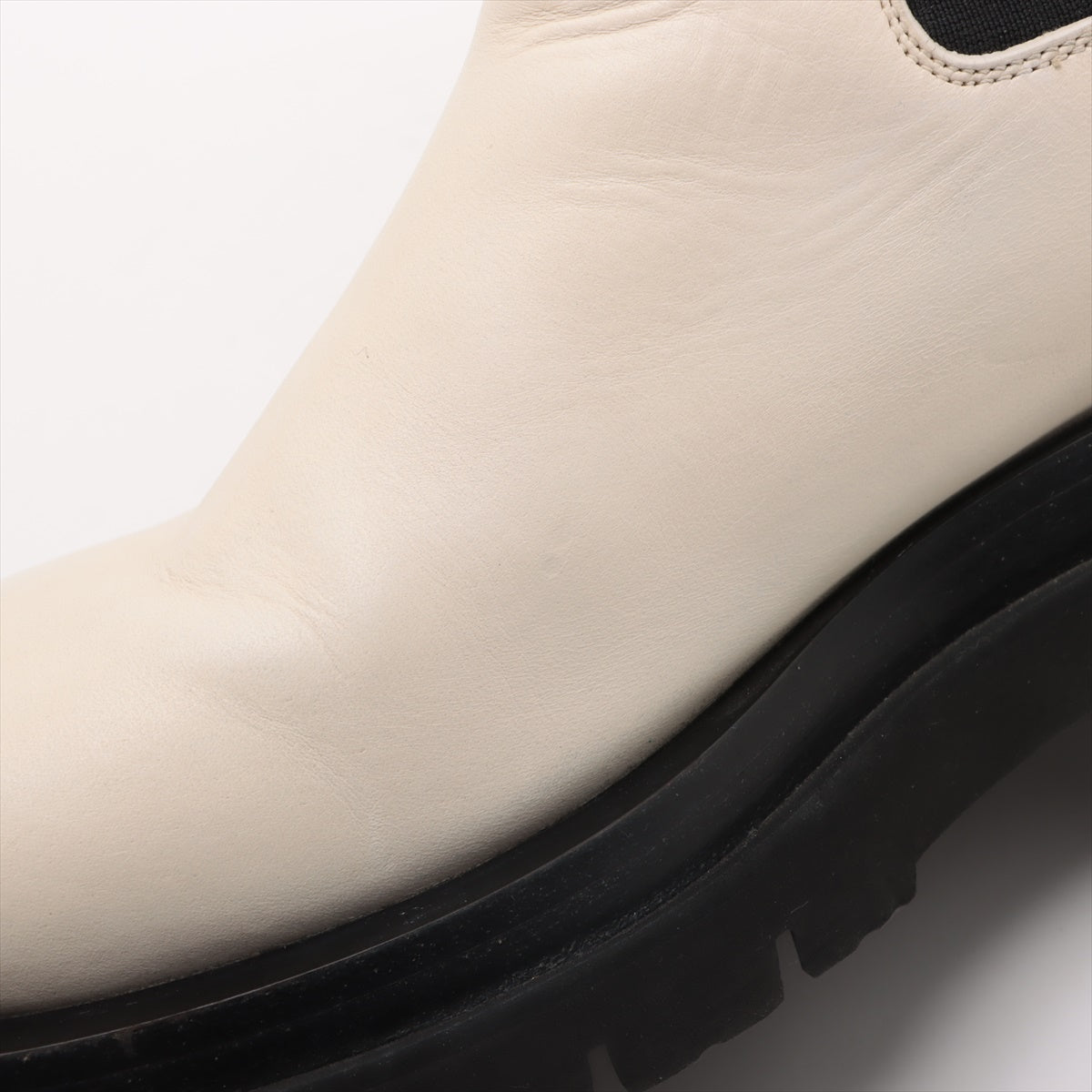 Bottega Veneta 皮革側面美食靴 39 黑色 x 白色行李箱