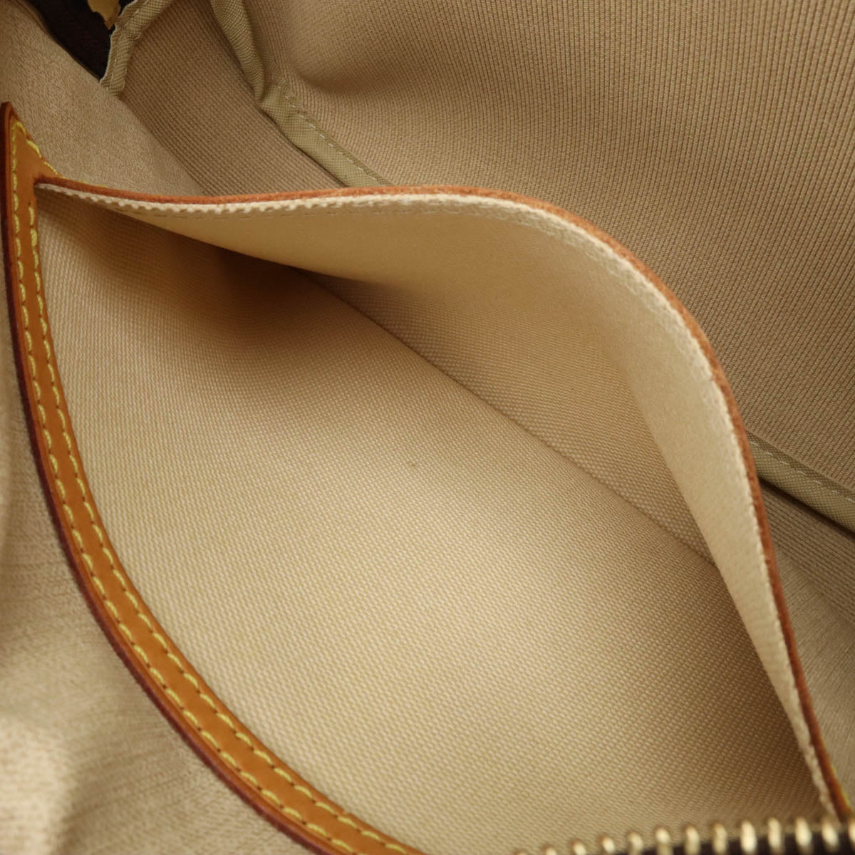Louis Vuitton Monogram Reporter PM Shoulder Bag M45254  Louis Vuitton