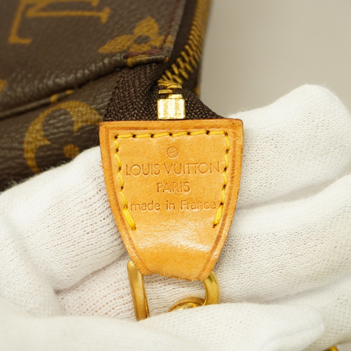 Vintage Louis Vuitton Monogram Pochette Accessoires Handbag M51980 –  Timeless Vintage Company