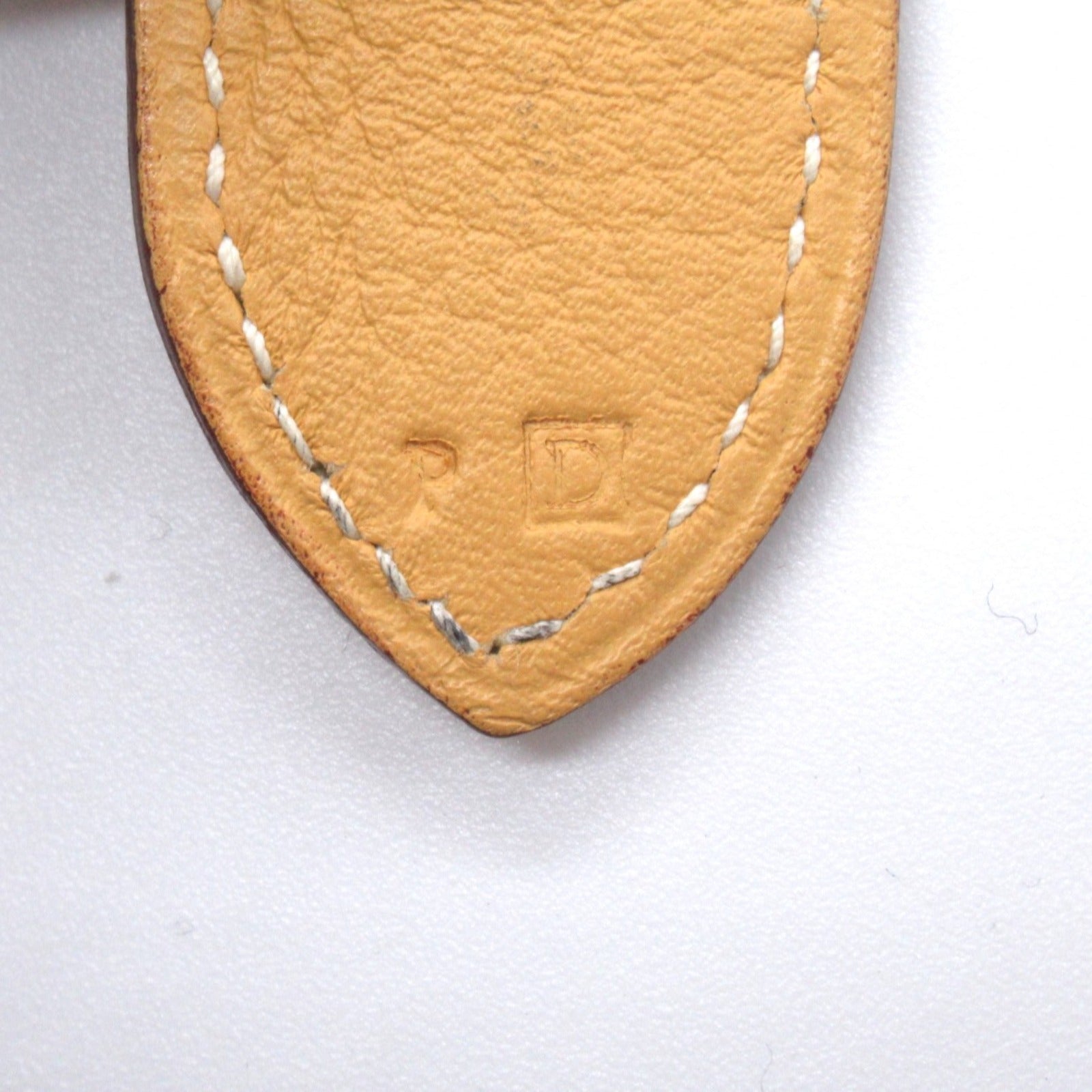 Hermes Hermes Triumph 35 Safran Shoulder Bag Shoulder Bag Leather Triumphant  Yellow System