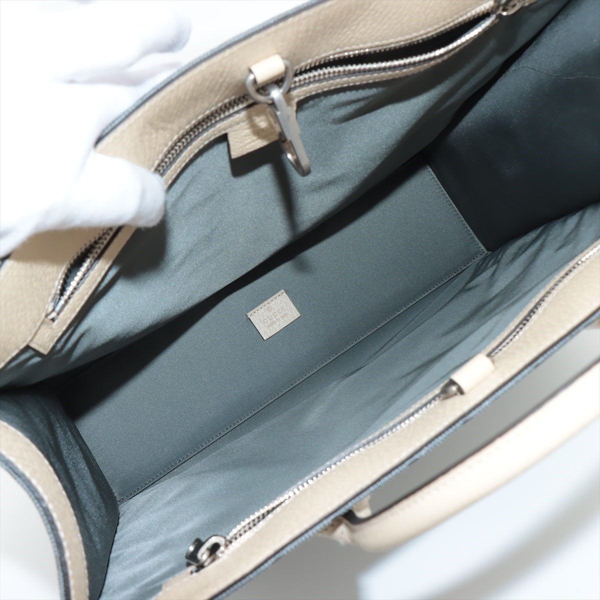 Gucci GG Nylon Off-Grid Nylon  Leather 2WAY  Bag Beige × Grey 630355