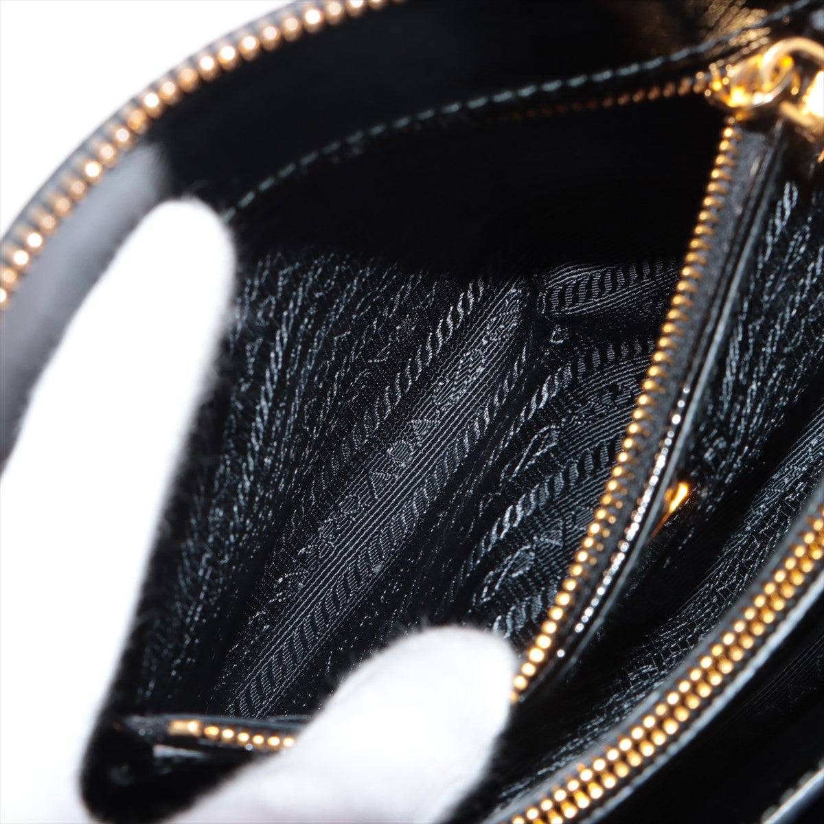 Prada Sapphire Vernik 2WAY Handbag Black