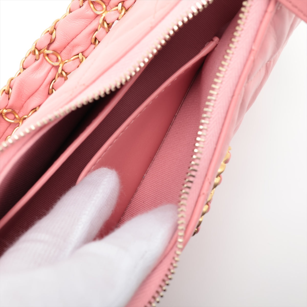 Chanel 19 in Chain Shoulder Bag Hobo Bag Pink G