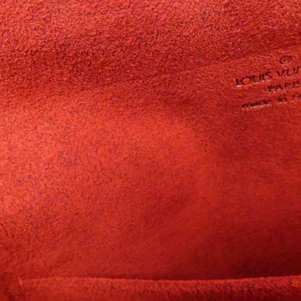 Louis Vuitton Monogram M51900 Bag