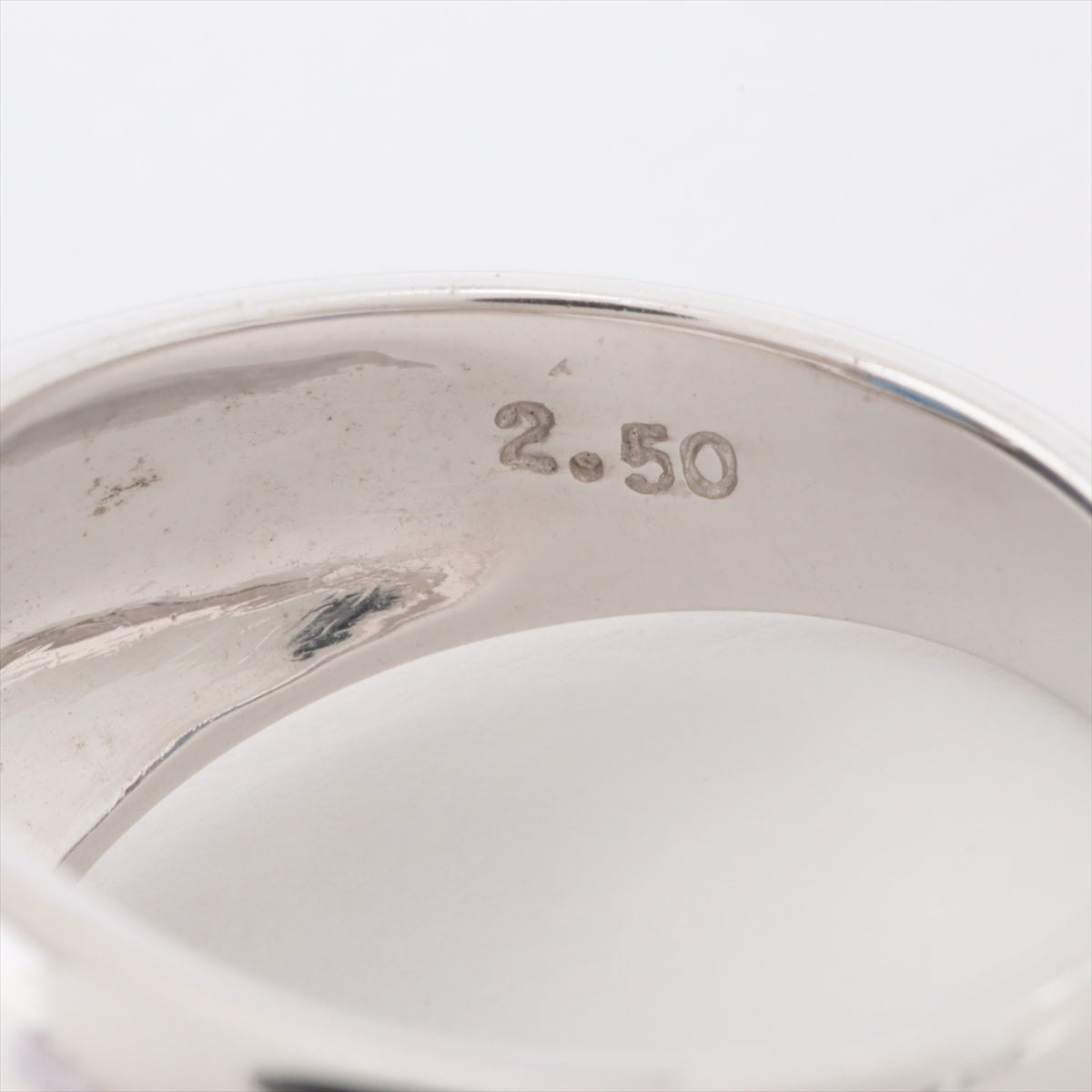 Sapphire Ring 750 10.6g 2.50