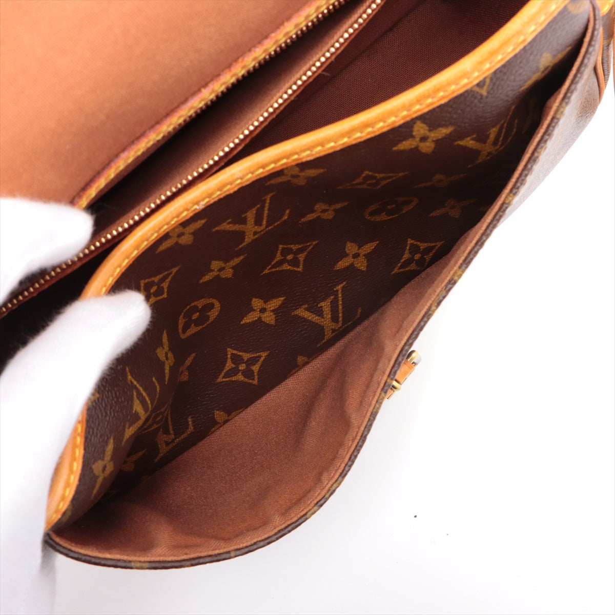 Louis Vuitton Monogram Soloney M42250