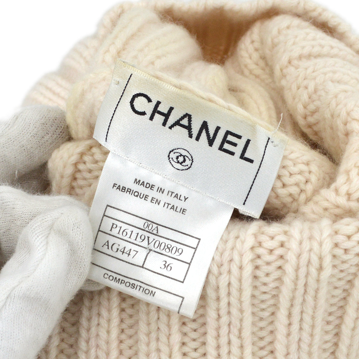 Chanel Fall 2000 ribbed cashmere jumper 