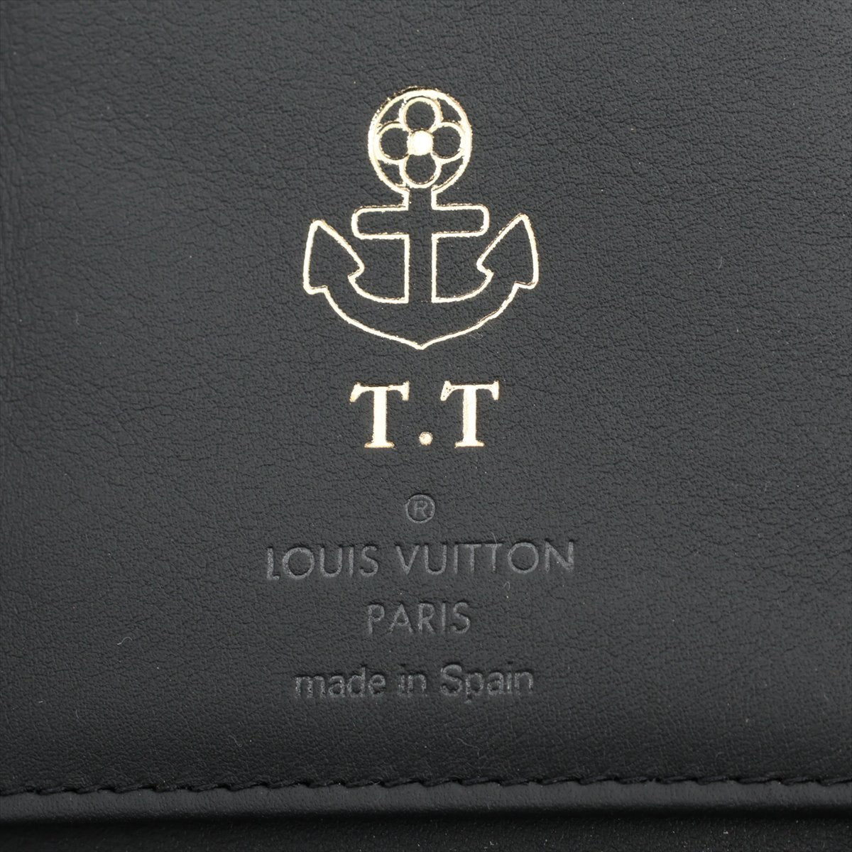 Louis Vuitton  Zippie Wallet Vertical M69047 Noneir Round Zip Wallet