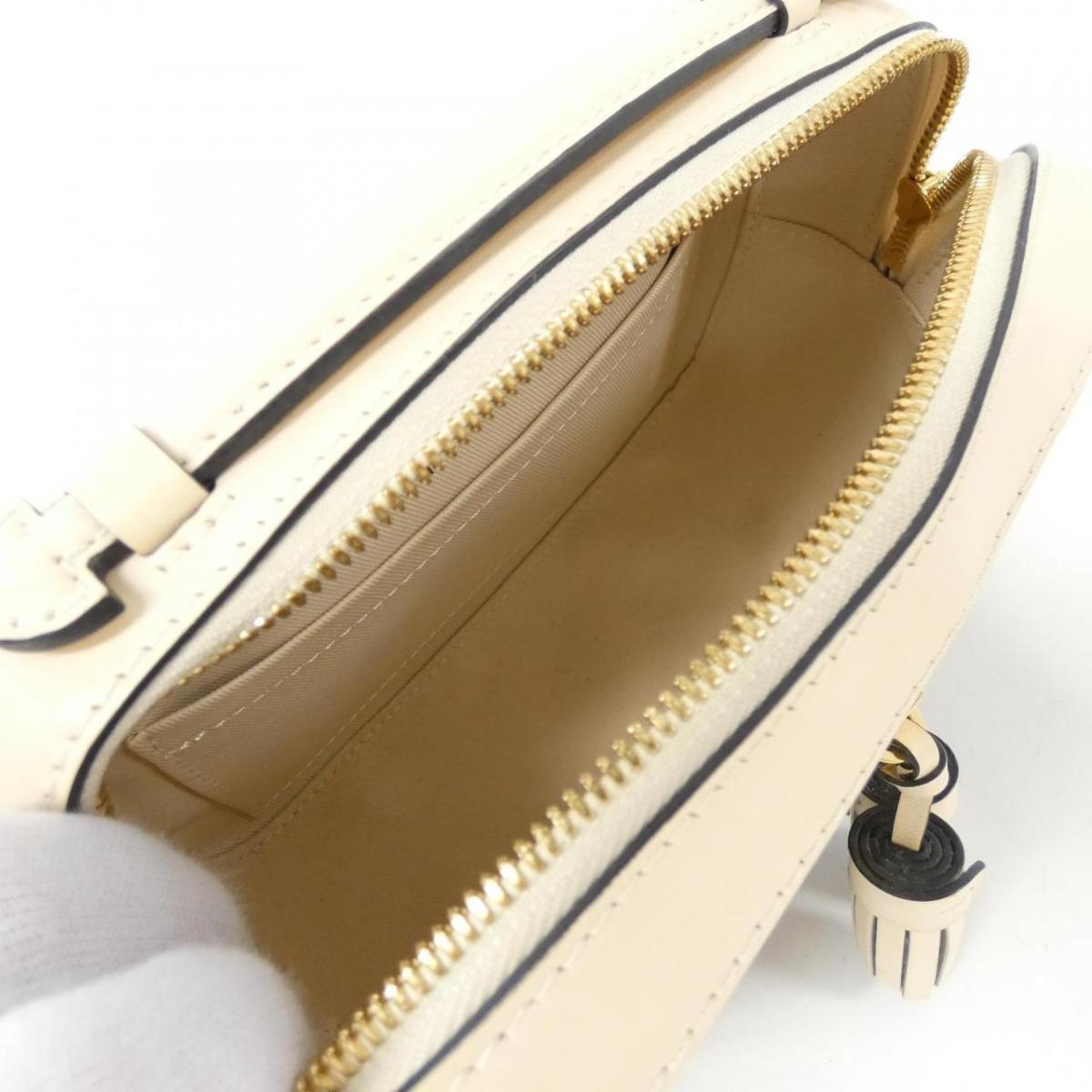 Louis Vuitton M43559 Monogram Shelter Bag