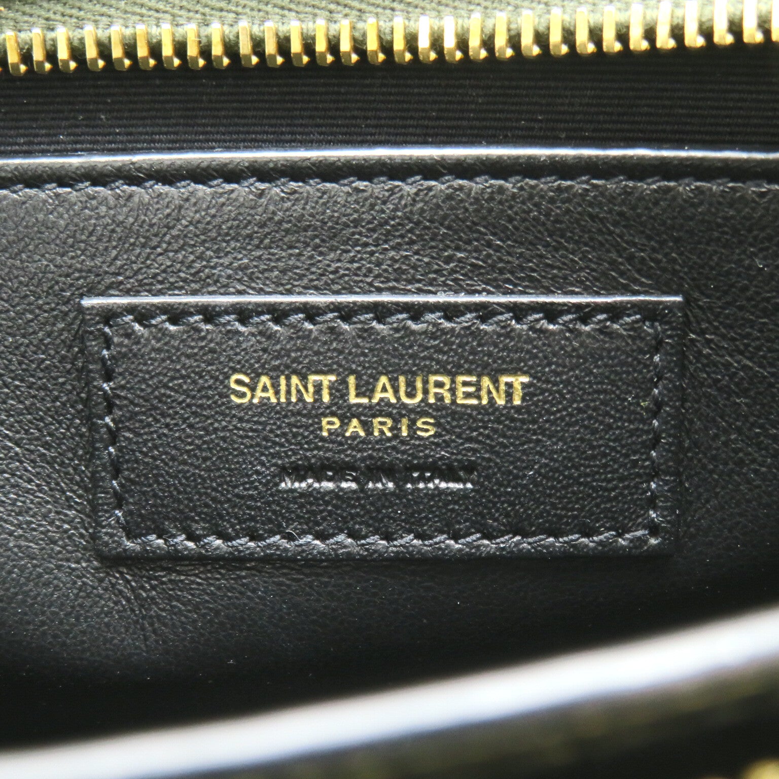 Yves Saint Laurent East Side 2w Shoulder Bag 554116