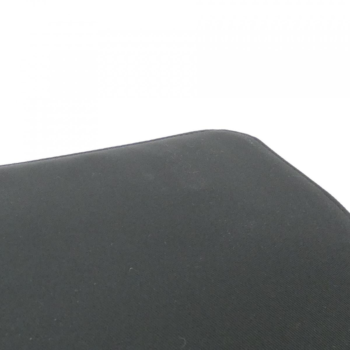 Louis Vuitton Monogram Eclipse District MM M45271 Shoulder Bag