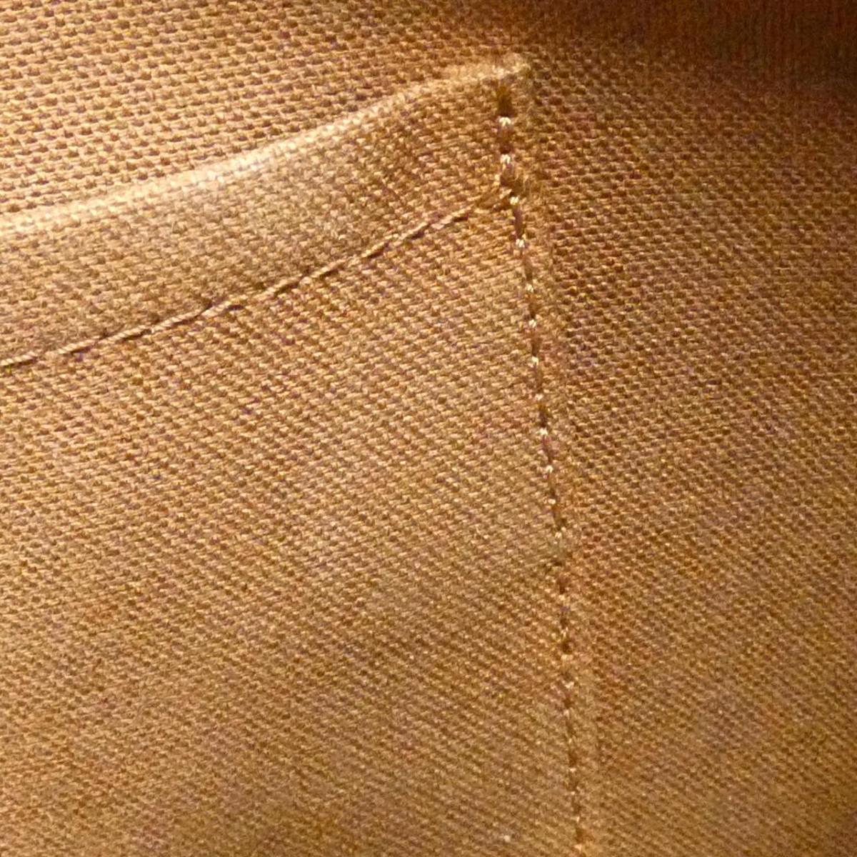 Louis Vuitton Monogram Trum GM M40075 Shoulder Bag