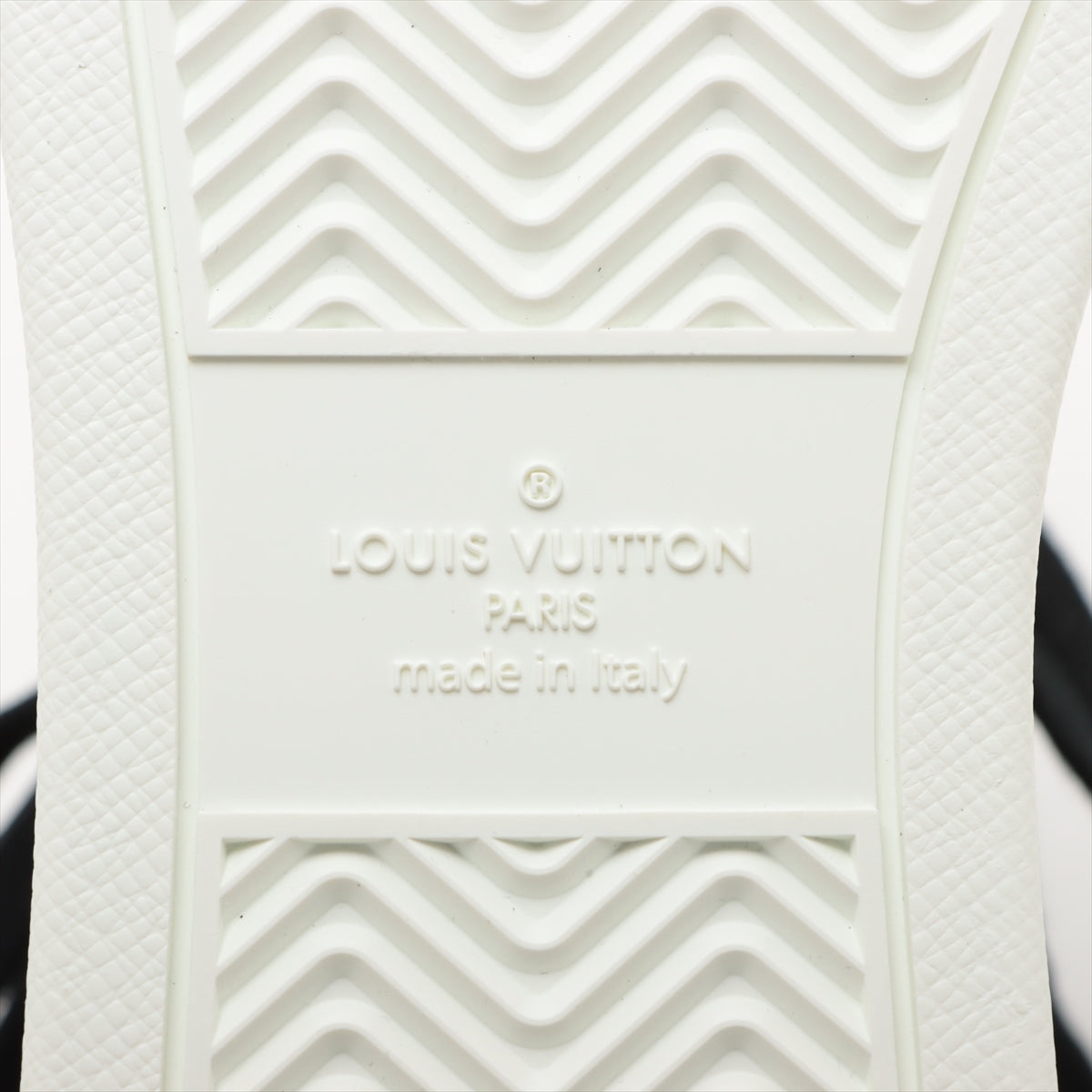 Louis Vuitton Rivoli Line 18 Years Leather  Patent Hi-Cut Sneaker 6.5 Men Multicolor MS0198 Monogram Box  Bag