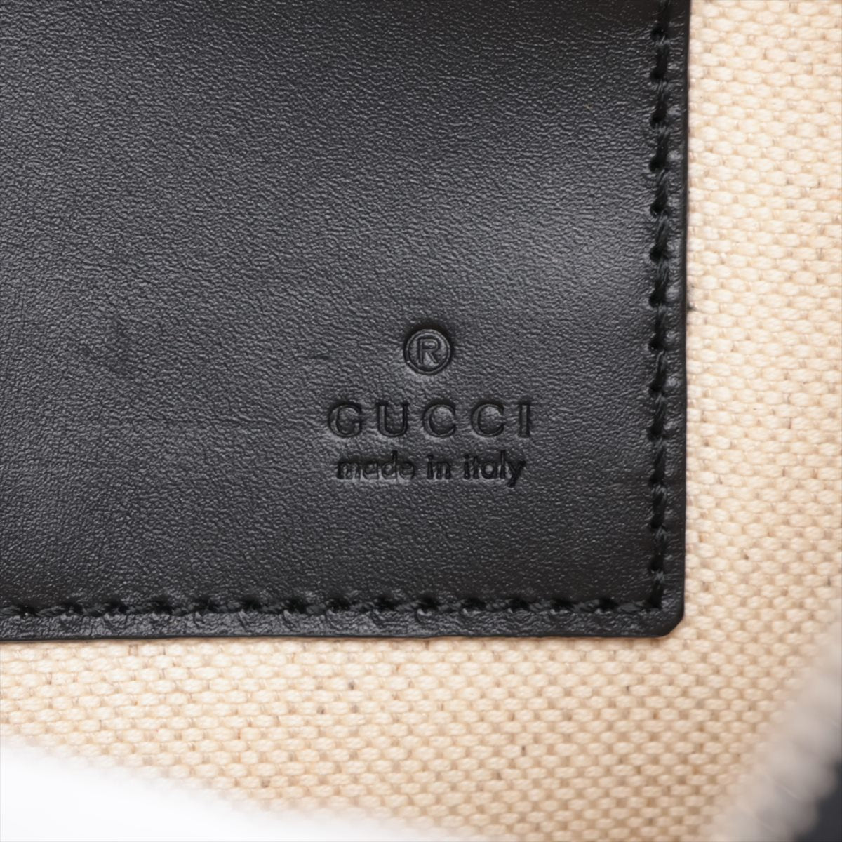 Gucci GG Supreme Clutch Bag Beige 473904