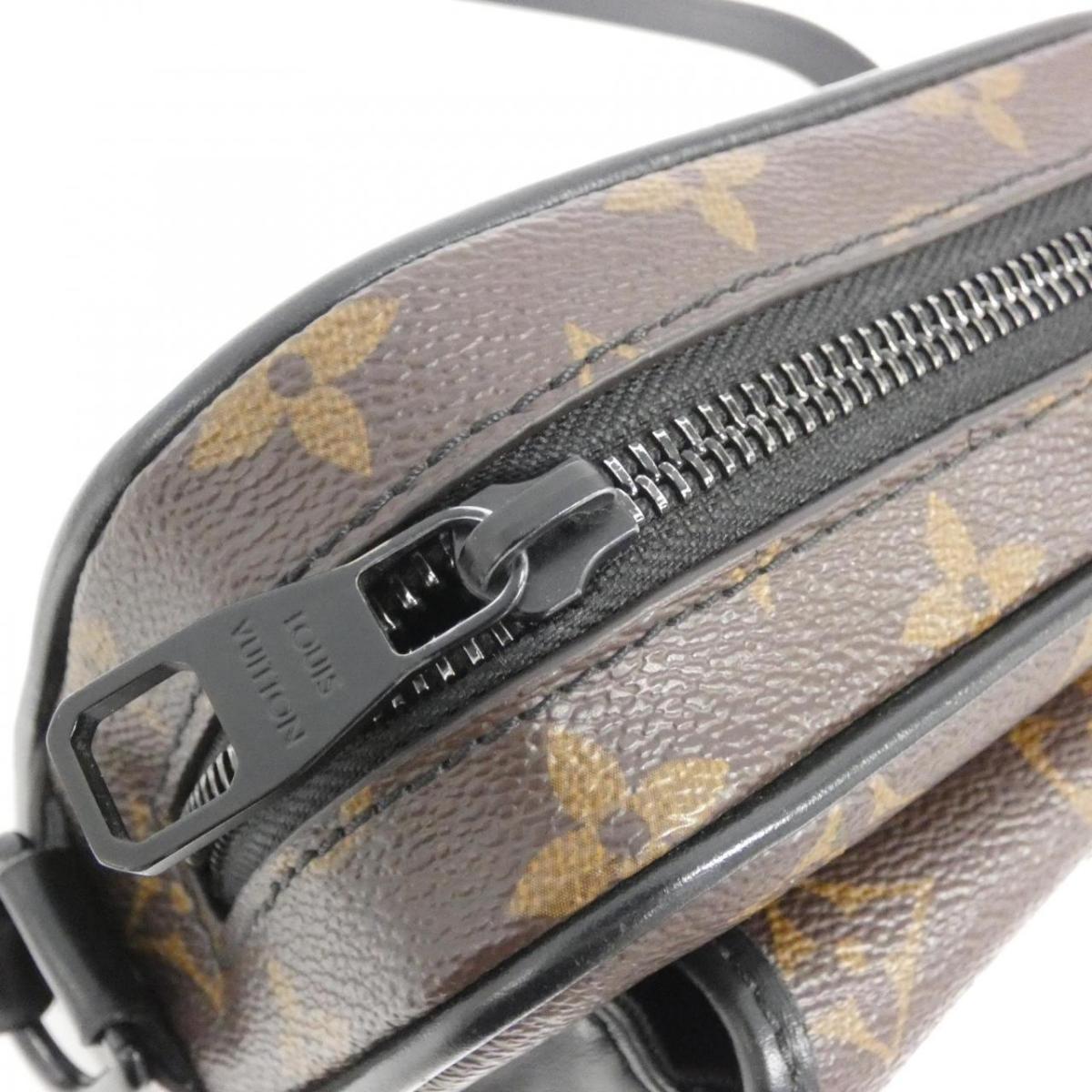 Louis Vuitton Monochromatic MacArthur Christopher Wearable Wallet M69404 Shoulder Bag