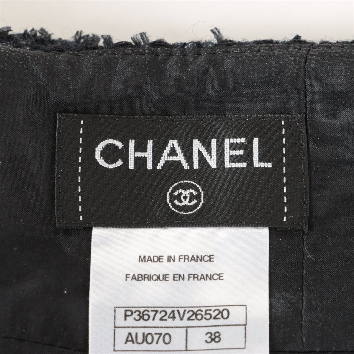 Chanel Coconut Button P36 Wool x Nylon Setup 36/38  Black Twid