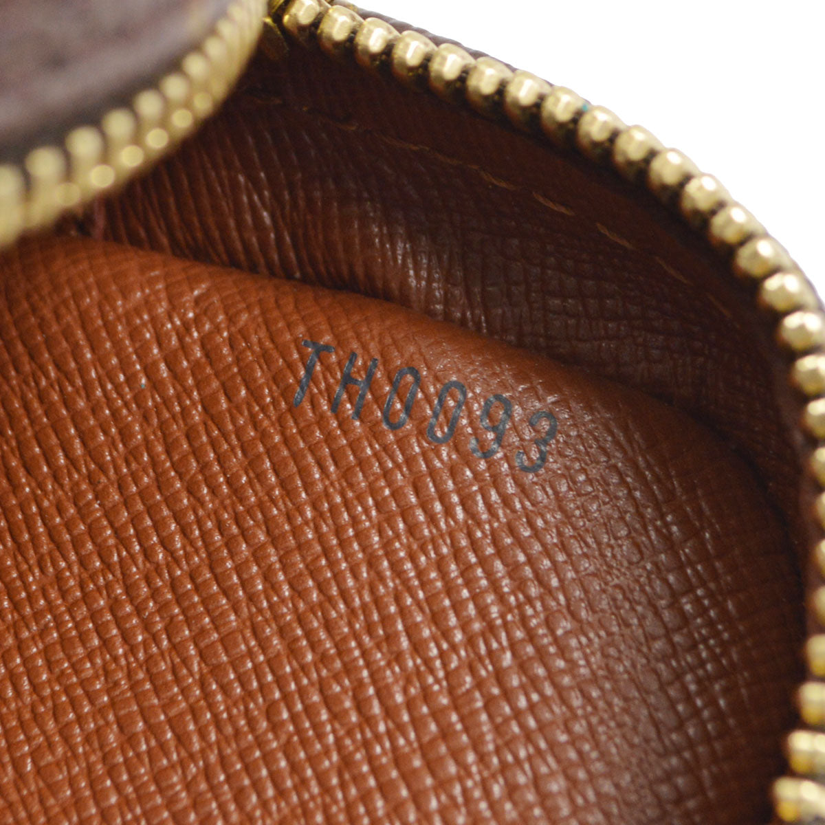 Louis Vuitton 2003 Amazon Monogram M45236