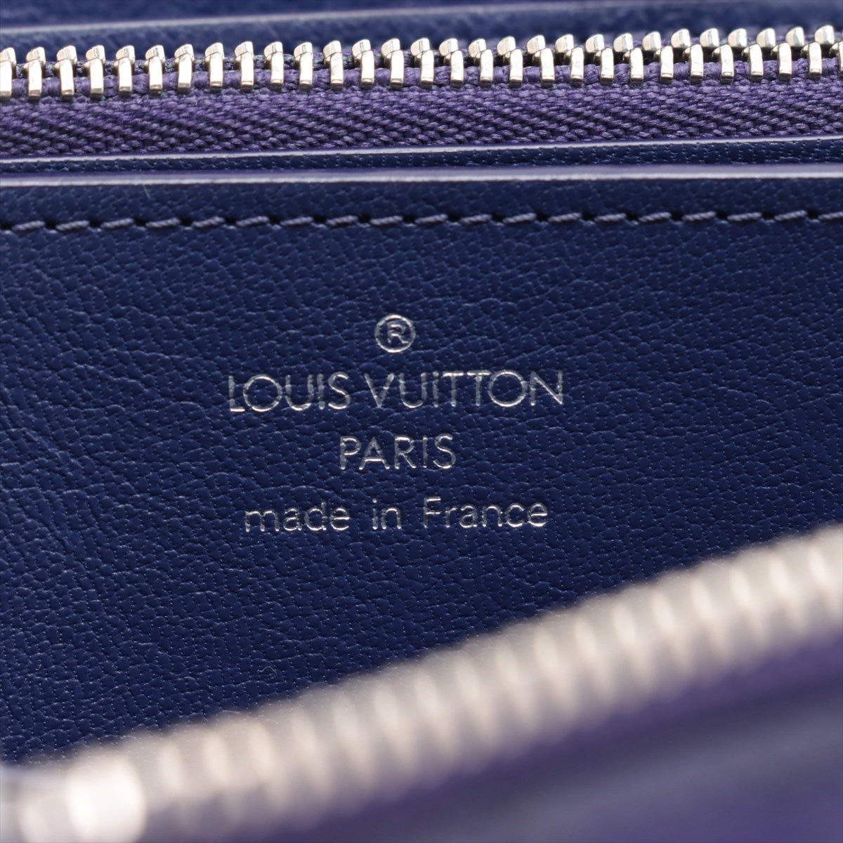 Louis Vuitton Exotic Leather Zippie XL   Pearl Round Zip Wallet