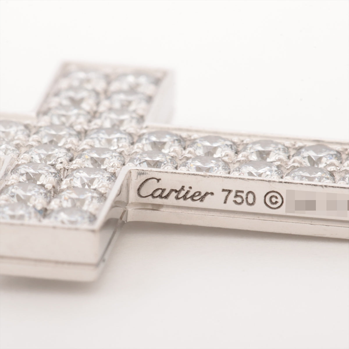 Cartier Sclé du Boudouard Cross Diamond Neckstop 750 (WG) 5.1g