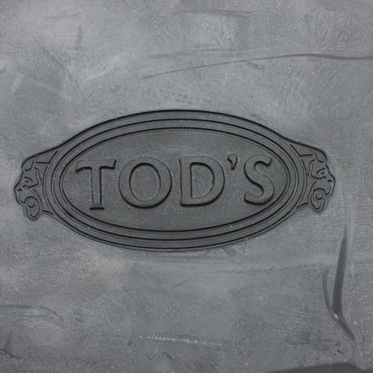 Todds 9  Black T Timeless