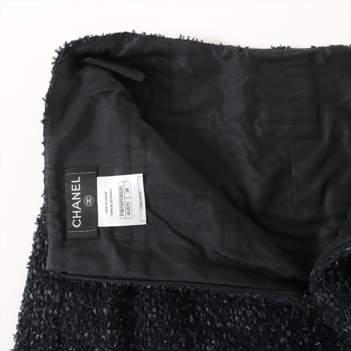 Chanel Coconut Button P36 Wool x Nylon Setup 36/38  Black Twid