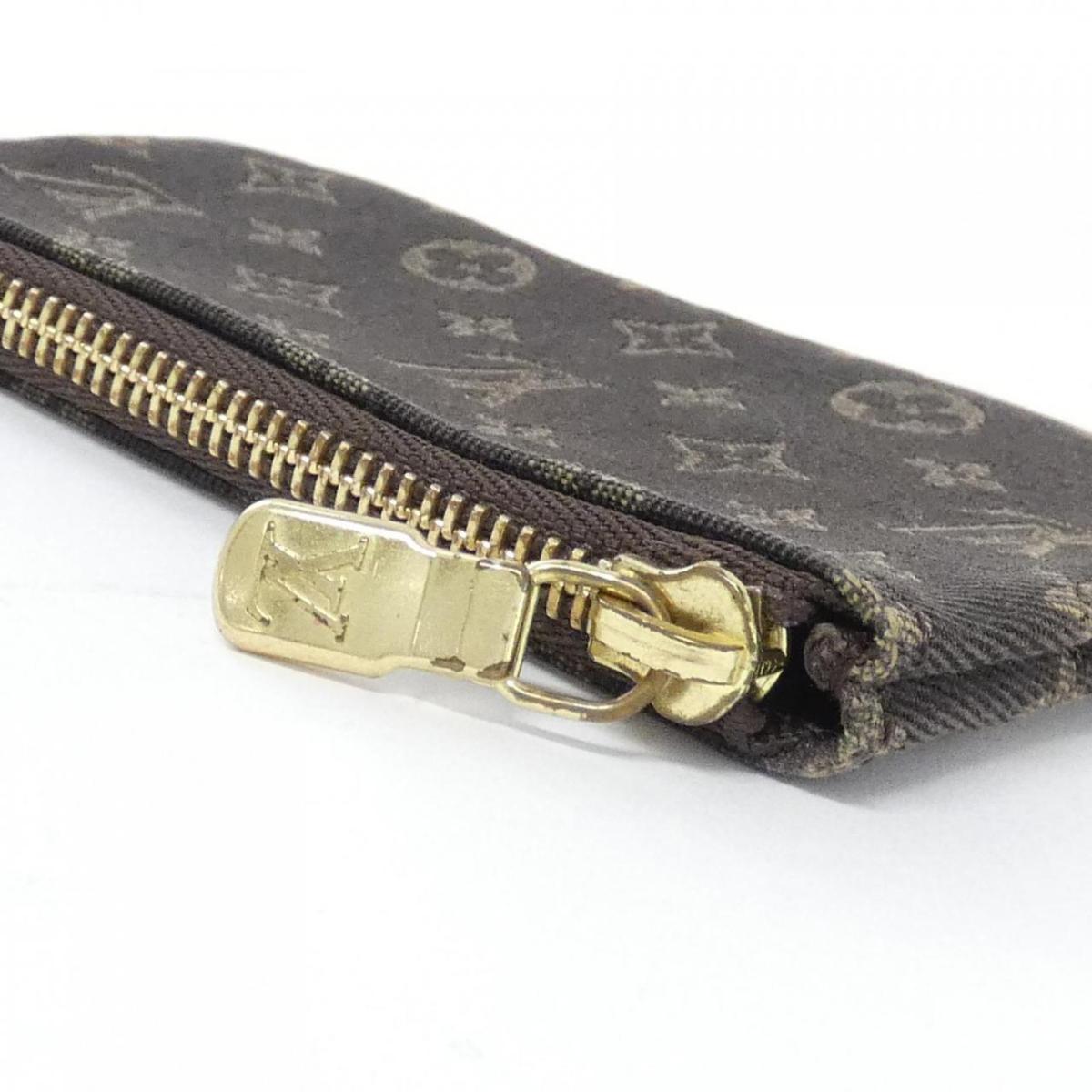 Louis Vuitton Monogram Mini Pochette M95230 Coin & Keycase
